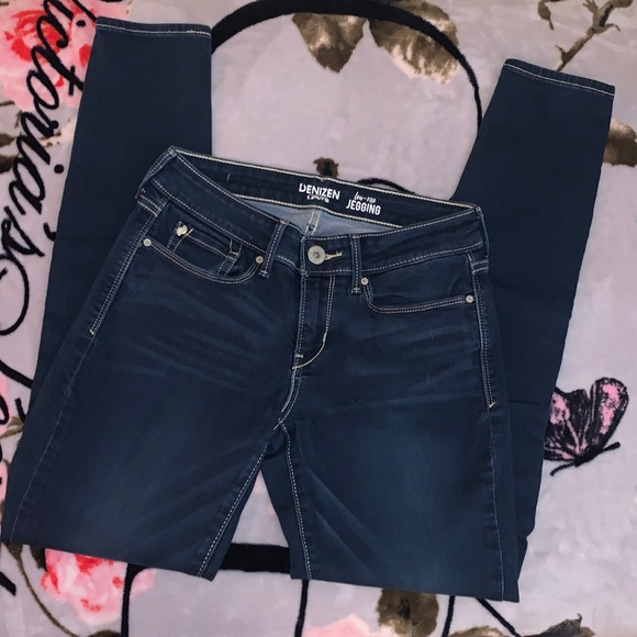 Size 26 Denizen Levi’s Dark Jeggings